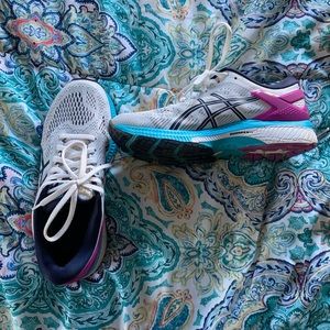 ASICS Gel-Kayano 25 running shoes